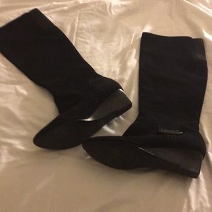 Anne Klein Black suede boots